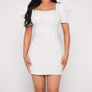 Elegant White Puff Sleeve Dress